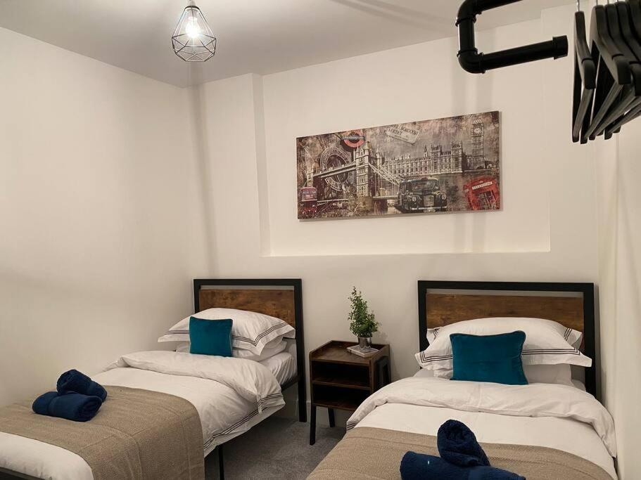 Holiday home 3 Bedroom New York Inspired Swansea